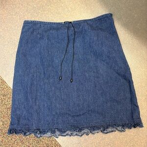 Casual Blue Denim Mini Skirt with Drawstring Waist